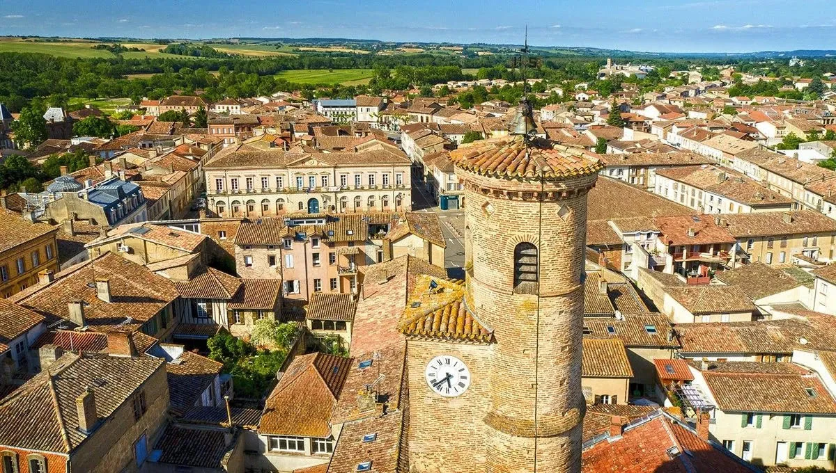 lectricien à L’Isle-Jourdain – installation et dépannage climatisation et électricité
